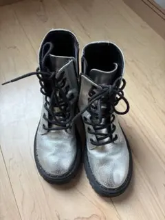 ZARA kidsショートブーツ