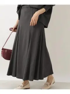 NATURAL BEAUTY BASICスカート M