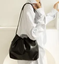 ショルダーバッグ クラッチバッグ ハンドバック ブラック