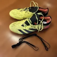 adidas PREDATOR サッカースパイクのサムネイル