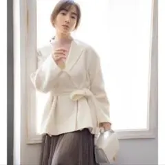 セルフォード　ノーカラーショートコート　　アイボリー　38 Aラインのサムネイル