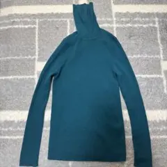 UNIQLO タートルネックセーター グリーン系M