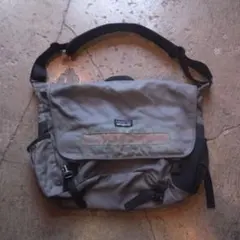 ショルダーバッグパタゴニア