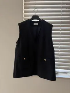 green label relaxing 黒 Vネック ツイードベスト　ジレ