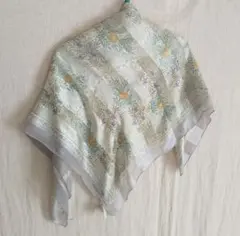 新品タグ付き 大判 シルクスカーフ LUCIANO SOPRANI 絹100%