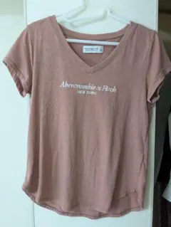 値下げ中【Abercrombie & Fitch】Tシャツ Sサイズ