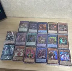 遊戯王カード　900枚くらい　まとめ売り