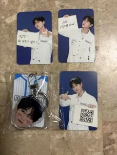 SUPER JUNIOR トレカ ウニョク アクリル キーホルダー メディヒール