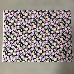チューリップ柄 生地 綿100％ 90×68cm 黒地 花柄 ハンドメイド