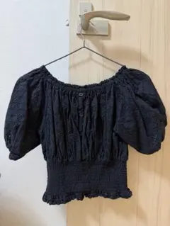 オフショル EVRIS エブリス ブラック トップスのサムネイル