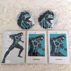 怪獣8号　ベースヤード　缶バッジ　カード