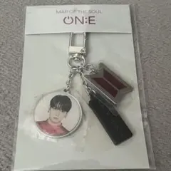 BTS JUNGKOOK GOLDEN展示会マイクキーリング - メルカリ