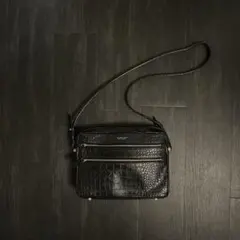 ミスタージェントルマン クロコ型押しショルダーバッグ