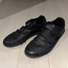 ブラック スパイクシューズ ティゴラ