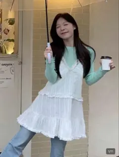 SHEIN フリル付きホワイトキャミソール