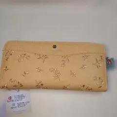 新品未使用 長財布 黄色 四葉のクローバー てんとう虫チャーム 花刺繍 