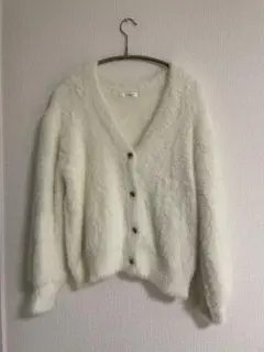 最終値下げ　COLZA アイボリー Vネックカーディガン