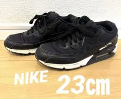 Item thumbnail for item 14991d40-7098-412e-8495-525598b8c8c1