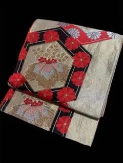 Item thumbnail for item 90b6b0d6-b42e-4072-973a-921b18ea65c4