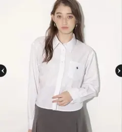 Rirandture〈POLO BCSコラボクロップドシャツ 試着のみ紙タグ無しのサムネイル