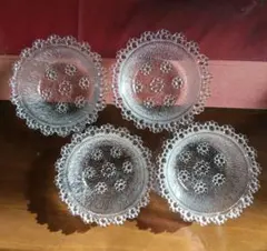 ガラスの小さい深皿 ４枚セット