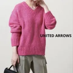 美品　ユナイテッドアローズ　FANCY/MLNG Vネック ニット W †　F