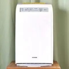 Item thumbnail for item 32c972dc-69fd-4e7f-8e9b-c2e9eeb52f89