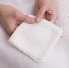 アウローラ フォーマルハンカチ オフホワイト 結婚式 花嫁ハンカチ 冠婚葬祭