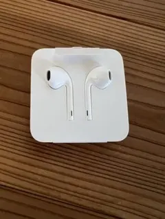iPhone XS 付属　EarPods Lightning接続