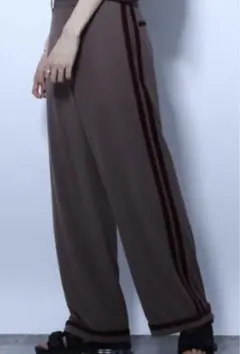 HARE ワイドストレートラインパンツのサムネイル