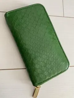 BOTTEGA VENETA イントレチャート 長財布 グリーン