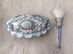 フラワーノーズ　シェルズジュエルコレクション　6色アイシャドウパレット ブラシのサムネイル