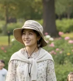 （帽子）ベージュ バケットハット 調整可能ストラップ付き 女性