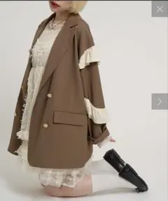 w closet フリル付きブラウンテーラードジャケットのサムネイル