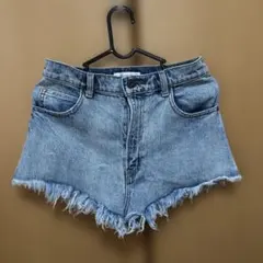 ライトブルー フリンジヘム ショートパンツ