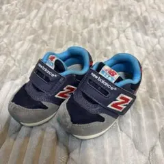 new balance ベビーシューズ ネイビー/グレー