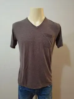 NANO universe（ナノ・ユニバース）ブラウン Vネック Tシャツ