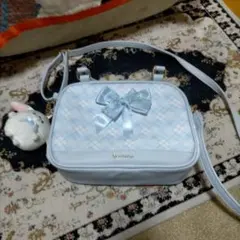 リボン付きライトブルーショルダーバッグ