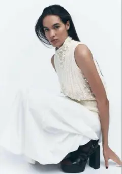 ZARA ビーズ装飾 ハイネックトップス　オシャレ！　試着のみ