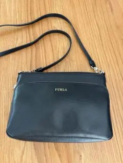 フルラ 現行 カメラバッグ ショルダーバッグ ブラック レザー スクエア 