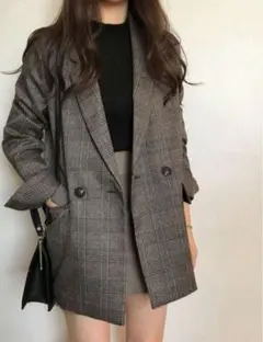 2025年製グレー系チェック ダブルボタン テーラードジャケットSサイズ
