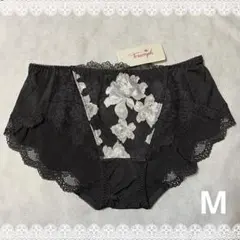 Item thumbnail for item 5e810a9f-4053-460c-baec-cfe1761841c5