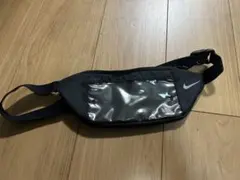 NIKE ボディバッグ