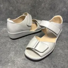 Item thumbnail for item 7a408a3d-32e4-4a23-8714-82aa9aa6efb8