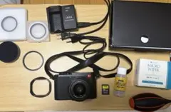 Leica Q2 ライカ 付属品多数 NiSi/純正UV/SONY TOUGH付のサムネイル