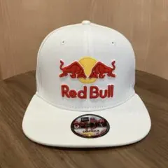 シ*ゲ様 Red Bull スナップバックキャップ ホワイトのサムネイル