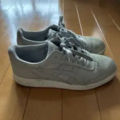 asics グレー スエード スニーカー