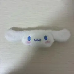 シナモロールぬいぐるみバッジ