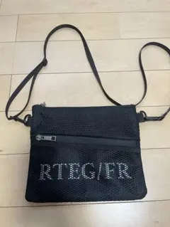 アダムスジャグラー RTEG/FR メッシュ ショルダーバッグ ブラック