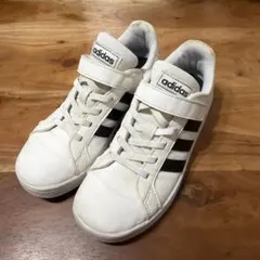 Item thumbnail for item 7d8dc740-69b7-4939-ac1c-5397e9652e56